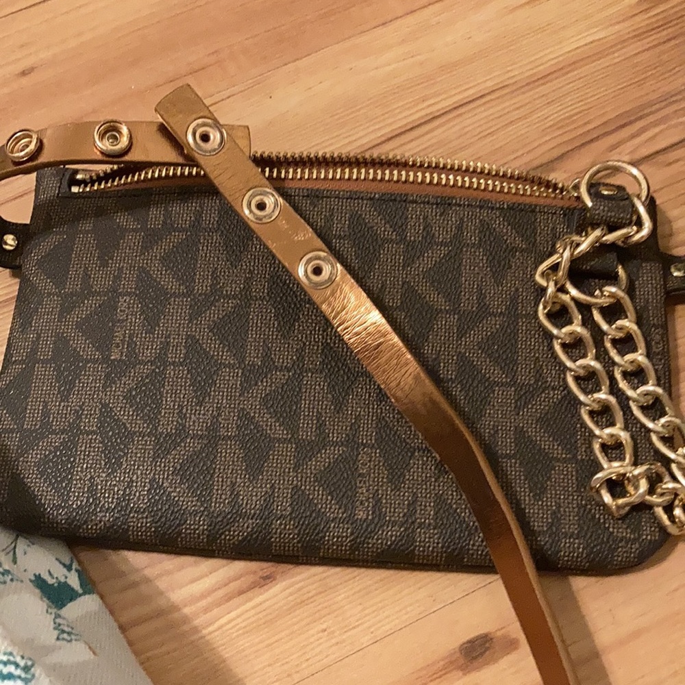 Small bag - Picture 2 of 3